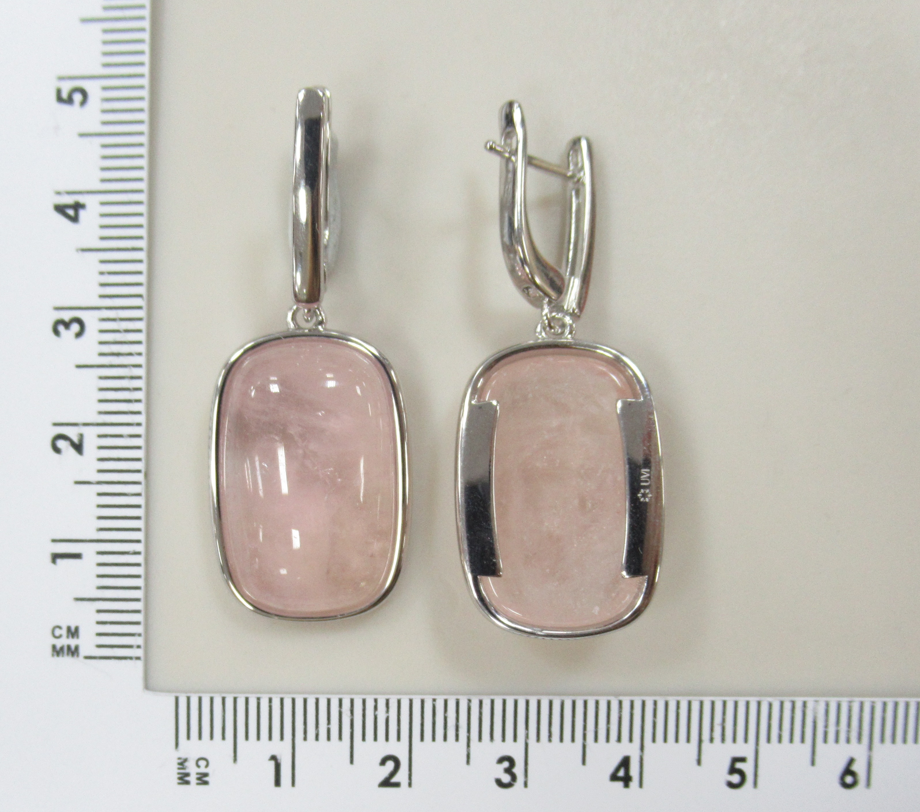 Серебряные серьги с морганитами